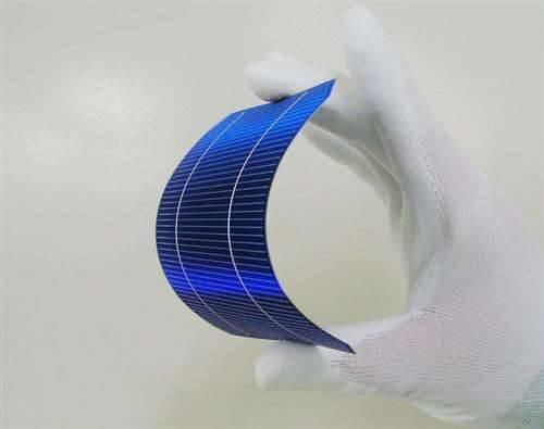 这是一种不烧油不充电没有续航限制的新能源汽车